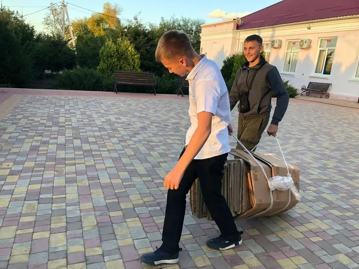 b208010a-de0b-44f9-bfb2-6ef23f97526e